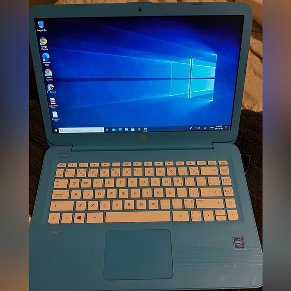 HP Stream Notebook 14 Blue Laptop - Picture 1 of 6
